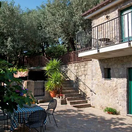 La Lobra Alloggio per agriturismo Massa Lubrense