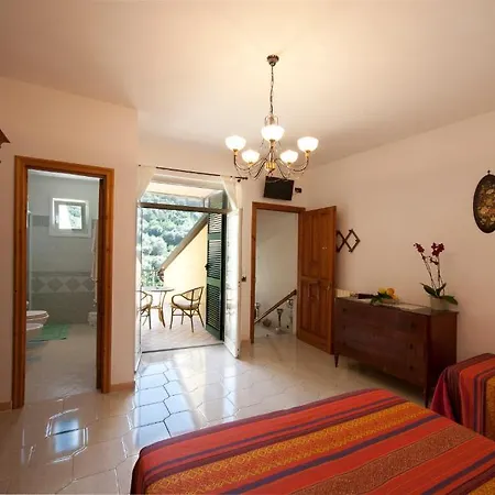 La Lobra Alloggio per agriturismo Massa Lubrense