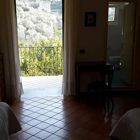 La Lobra Massa Lubrense